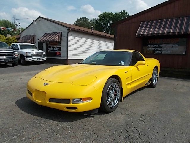 Chevrolet Corvette 2003 photo 4