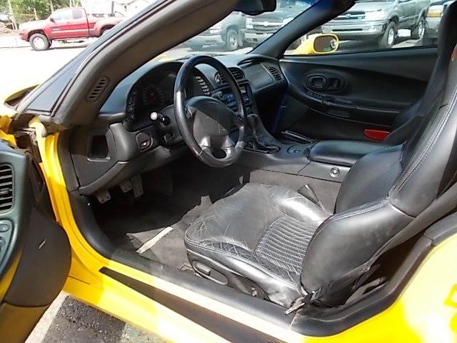 Chevrolet Corvette 2003 photo 6
