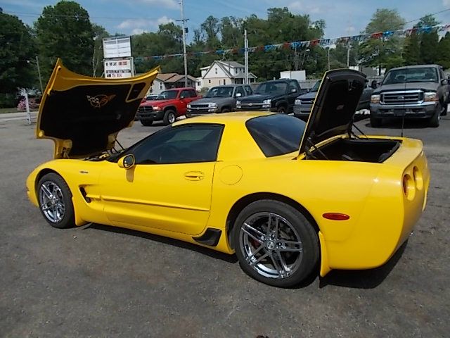Chevrolet Corvette 2003 photo 8