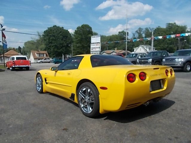 Chevrolet Corvette 2003 photo 9