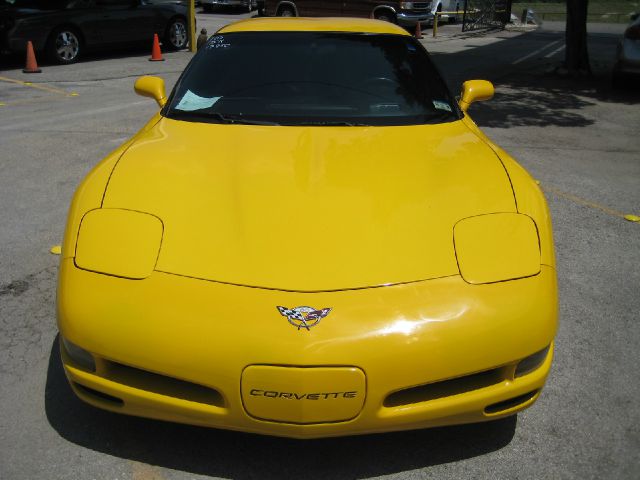 Chevrolet Corvette 2003 photo 3