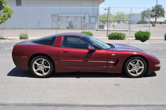 Chevrolet Corvette 2003 photo 25
