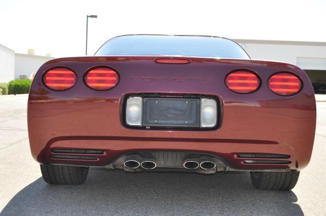 Chevrolet Corvette 2003 photo 28