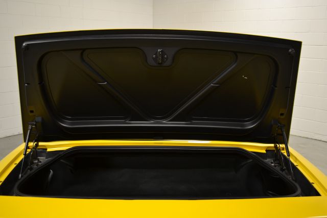 Chevrolet Corvette 2003 photo 12