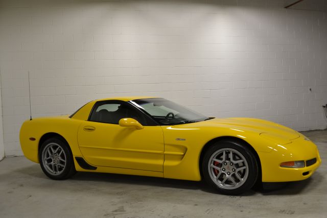 Chevrolet Corvette 2003 photo 9