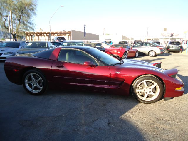 Chevrolet Corvette 2003 photo 14