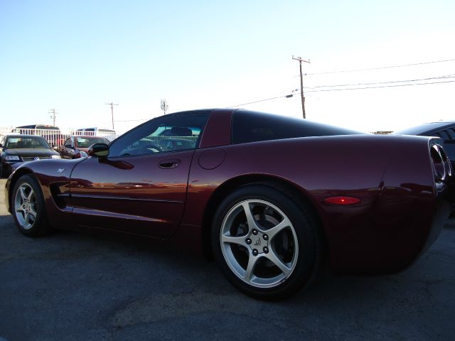 Chevrolet Corvette 2003 photo 26