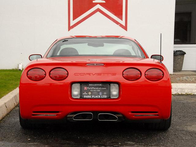 Chevrolet Corvette 2003 photo 4
