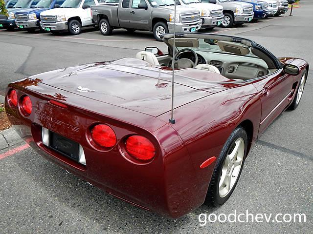 Chevrolet Corvette 2003 photo 2