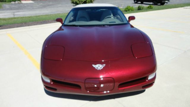 Chevrolet Corvette 2003 photo 3