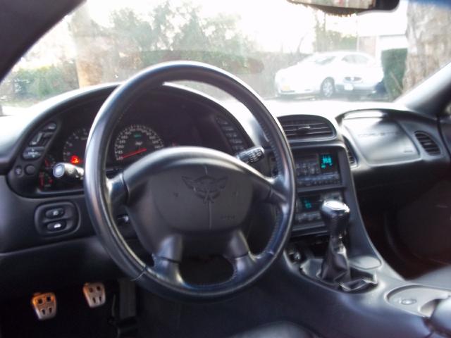 Chevrolet Corvette 2003 photo 5