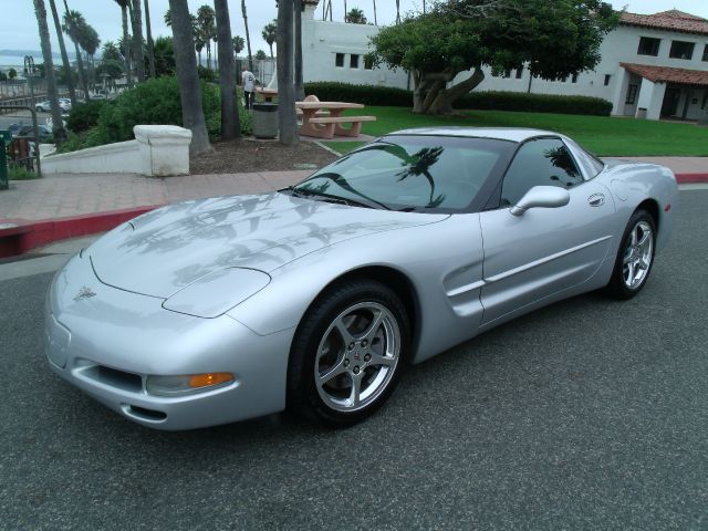 Chevrolet Corvette 2003 photo 4