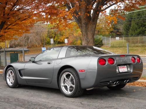 Chevrolet Corvette 2003 photo 2