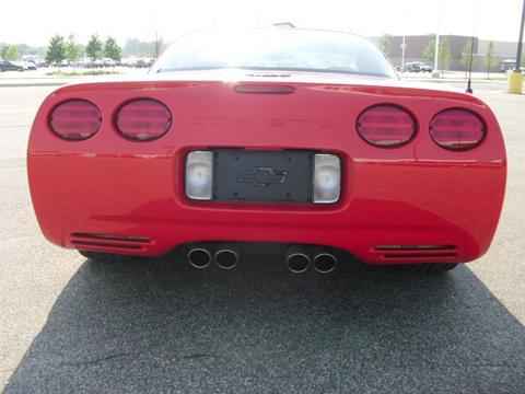 Chevrolet Corvette 2004 photo 2