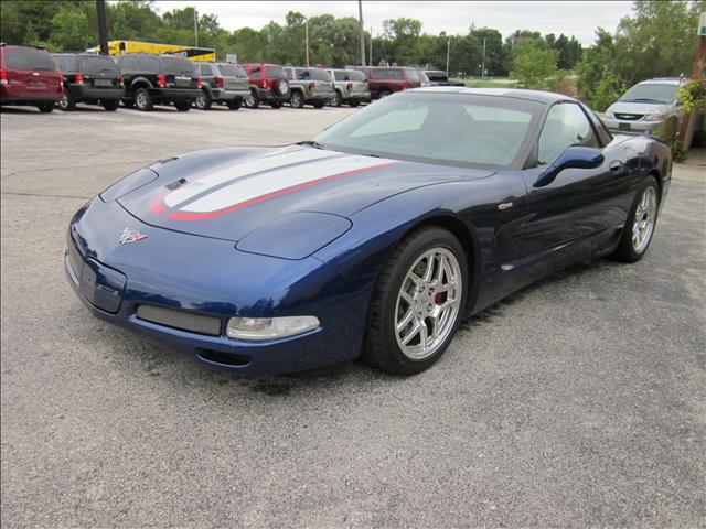 Chevrolet Corvette 2004 photo 5