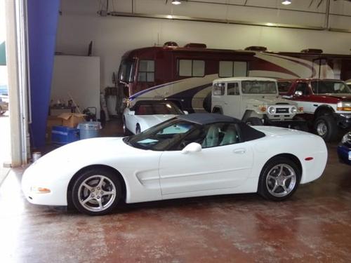 Chevrolet Corvette 2DR BASE RWD Other