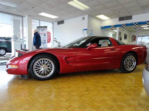 Chevrolet Corvette 2004 photo 3
