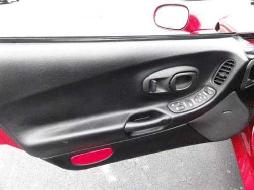 Chevrolet Corvette 2004 photo 1