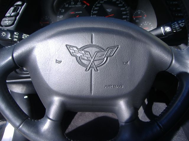 Chevrolet Corvette 2004 photo 11