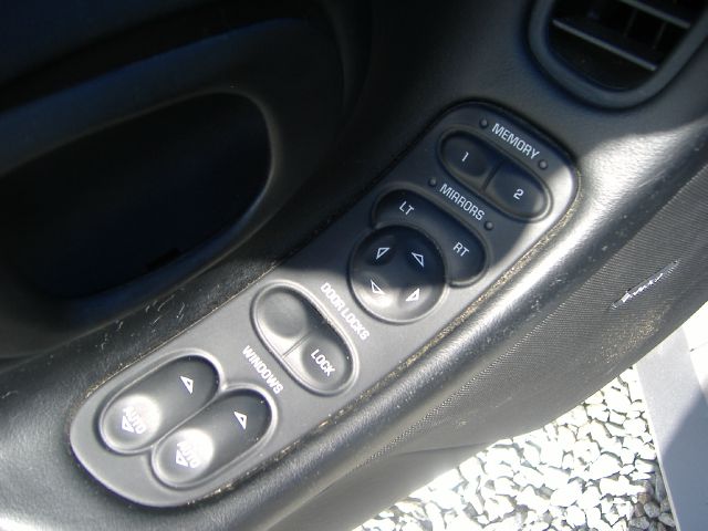 Chevrolet Corvette 2004 photo 12