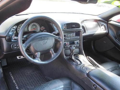 Chevrolet Corvette 2004 photo 4