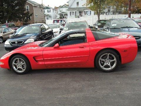 Chevrolet Corvette 2004 photo 3