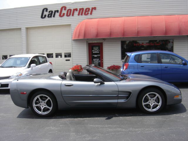 Chevrolet Corvette 2004 photo 3