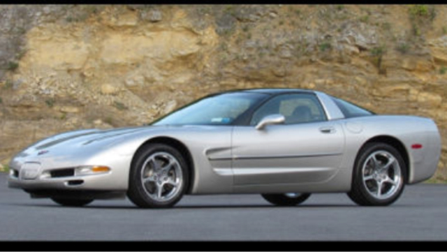 Chevrolet Corvette 2004 photo 1
