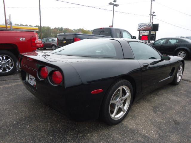 Chevrolet Corvette 2004 photo 1