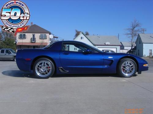 Chevrolet Corvette 2004 photo 3