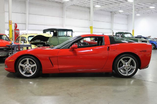 Chevrolet Corvette 2005 photo 1