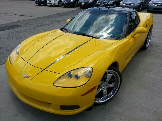 Chevrolet Corvette 2005 photo 2