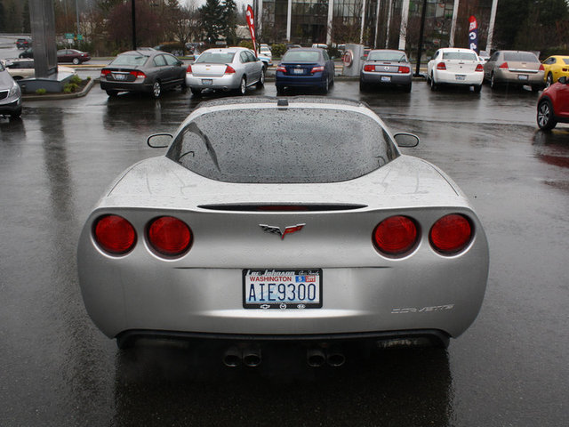 Chevrolet Corvette Base Unspecified