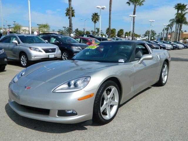 Chevrolet Corvette 2005 photo 2