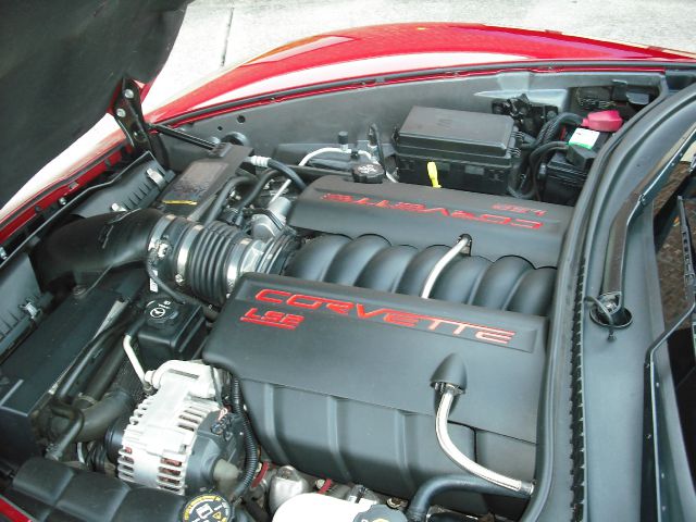 Chevrolet Corvette 2005 photo 12