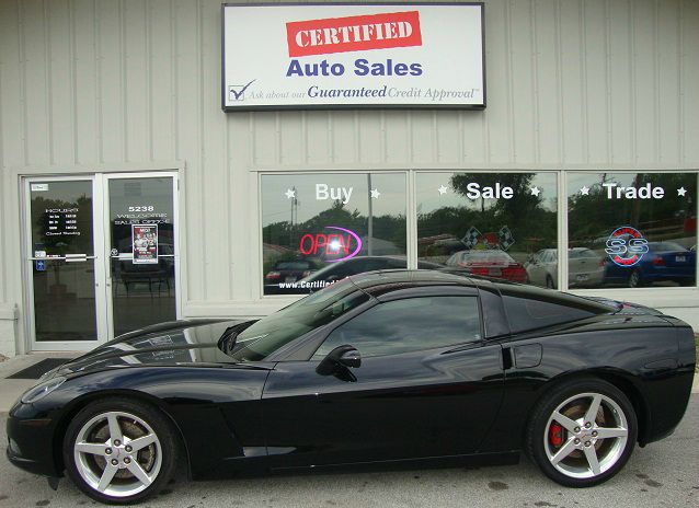 Chevrolet Corvette 2005 photo 2