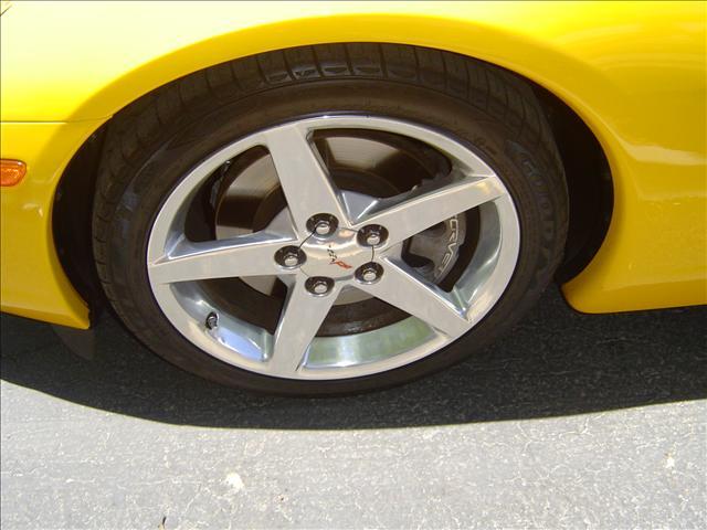 Chevrolet Corvette 2005 photo 5
