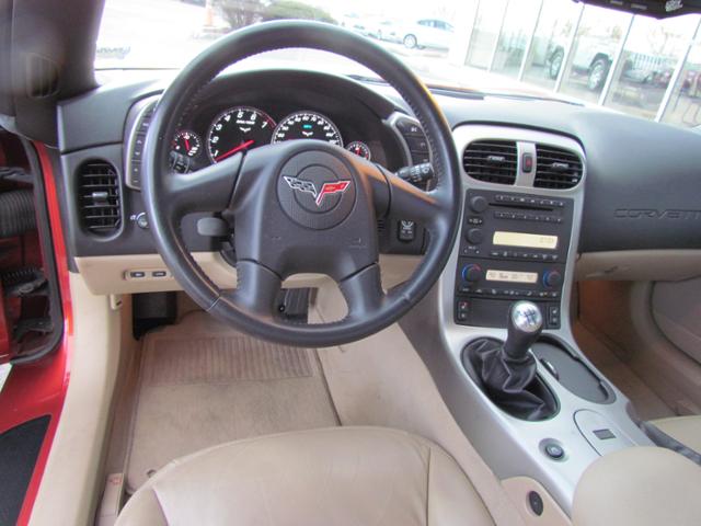 Chevrolet Corvette 2005 photo 4