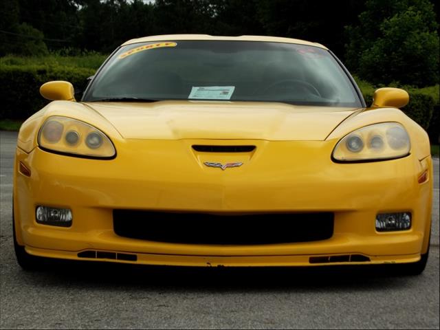 Chevrolet Corvette 2005 photo 3