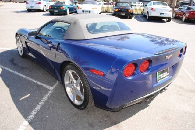 Chevrolet Corvette 2005 photo 2