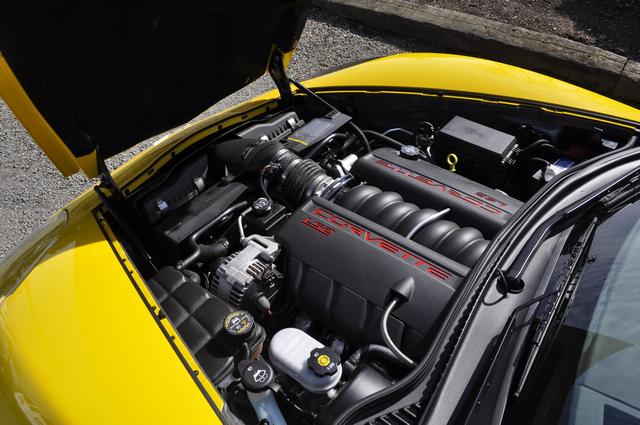 Chevrolet Corvette Base Unspecified