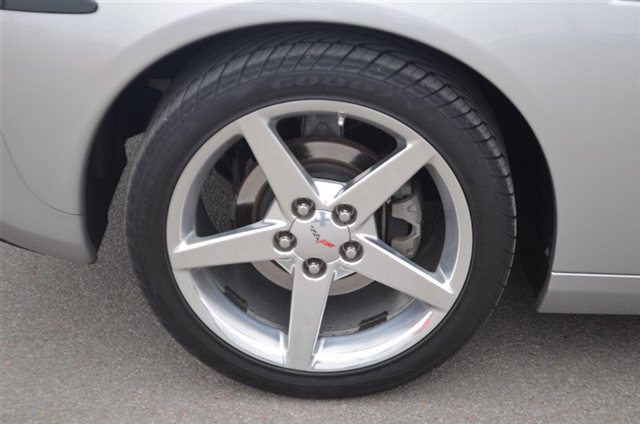 Chevrolet Corvette Base Unspecified