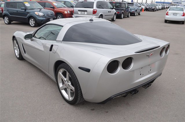 Chevrolet Corvette 2005 photo 5