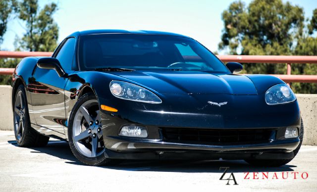 Chevrolet Corvette 2005 photo 33