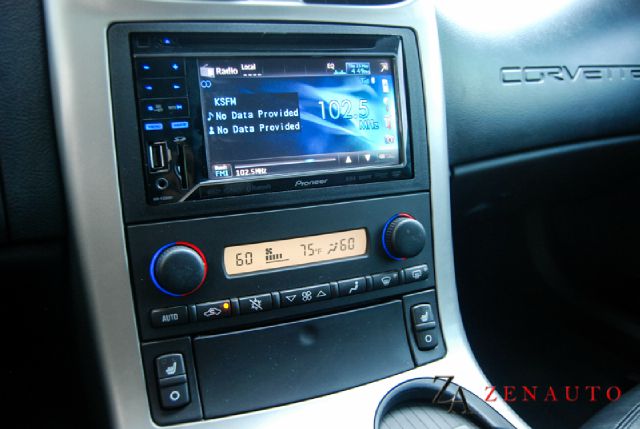 Chevrolet Corvette 2005 photo 37