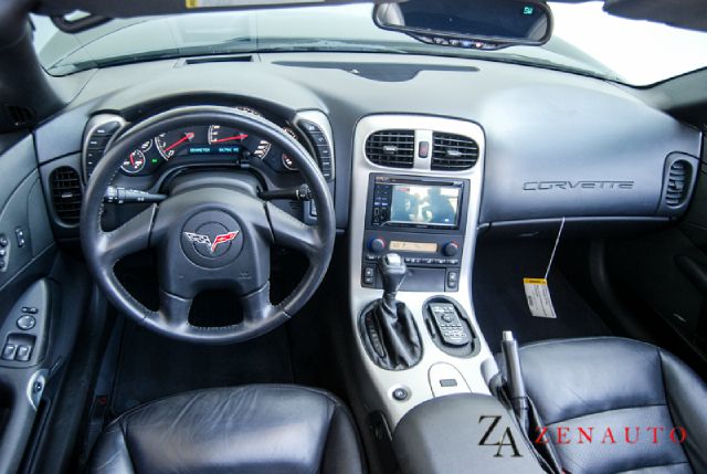 Chevrolet Corvette 2005 photo 61