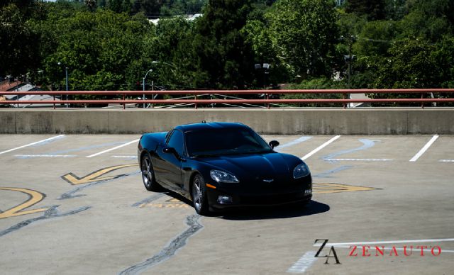 Chevrolet Corvette 2005 photo 8