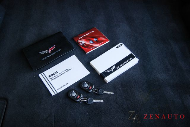 Chevrolet Corvette 2005 photo 9