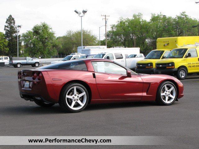 Chevrolet Corvette 2005 photo 3