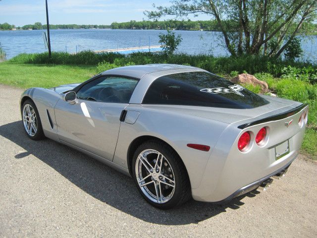 Chevrolet Corvette 2006 photo 2
